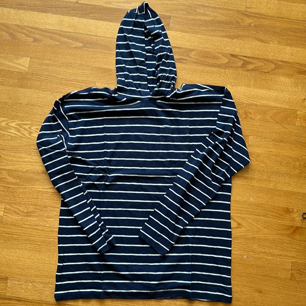 🐟 NWT Southern Tide long sleeved hooded t-shirt